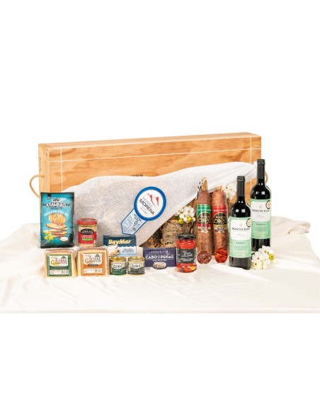 Surtido gourmet con jamón SIERRA MORENA en caja de madera