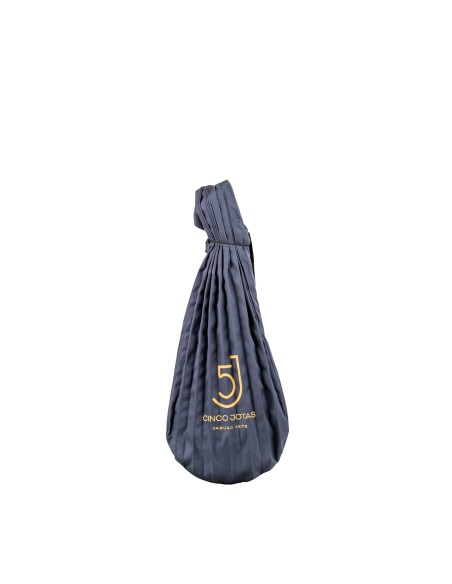 Paleta bellota 100% ibérica Cinco Jotas Jabugo en su funda