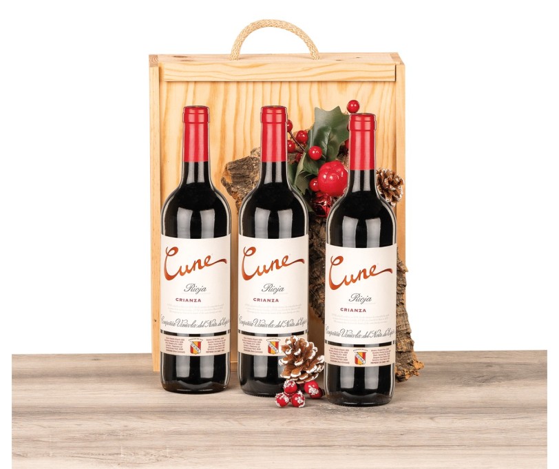Estuche lujo con 3 botellas de vino Rioja Cune Crianza de Bodegas CVNE
