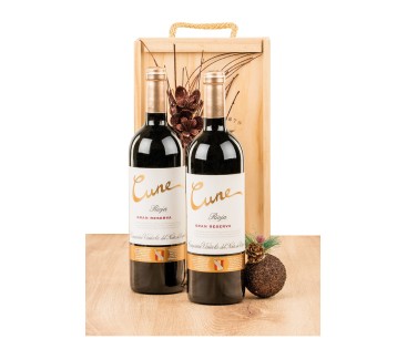 Caja de madera natural con 2 botellas de Rioja Cune Gran Reserva CVNE