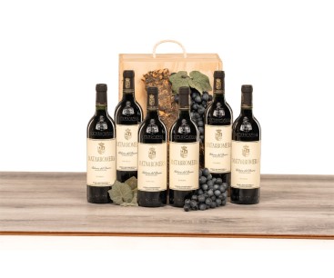 Caja de madera natural con 6 botellas selección Matarromera Crianza y Reserva