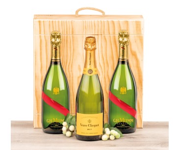 Caja de madera natural con selección de champagnes G.H. Mumm y Veuve Clicquot