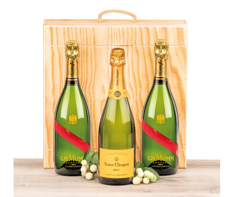 Caja de madera natural con selección de champagnes G.H. Mumm y Veuve Clicquot