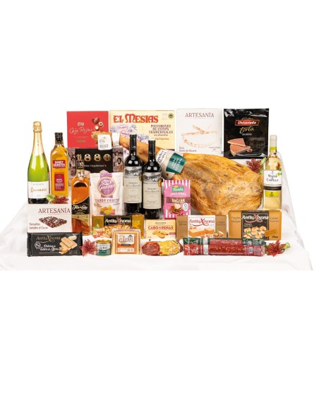 Lote de Navidad lujo con jamón Sánchez Alcaraz, whisky Hankey Bannister y ron Flor de Caña