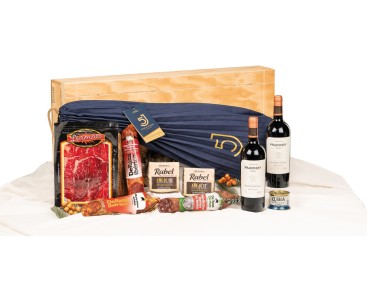 Surtido gourmet con Paleta CINCO JOTAS en caja de madera.