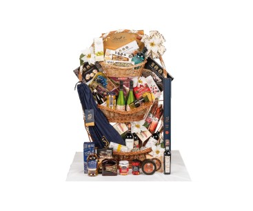 Cesta rústica de dos pisos lujo con paleta Cinco Jotas, whisky Tomatin y queso Flor de Esgueva